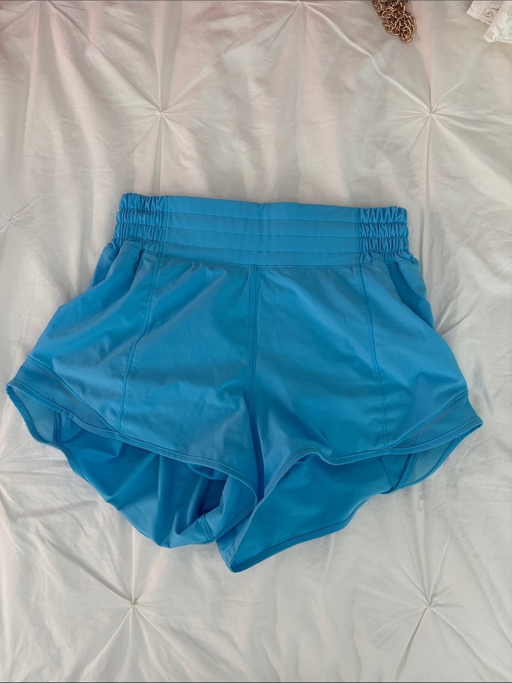 Women’s Lululemon Hottie Hot Shorts 2.5” High Rise Lined (Colour: Sky Blue)